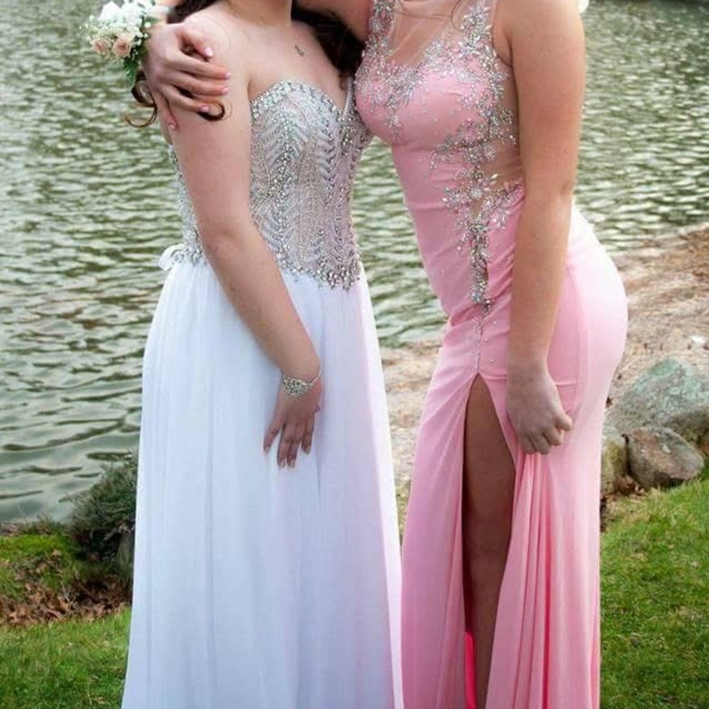 Terani Couture Size 12 White Beaded Prom Dress